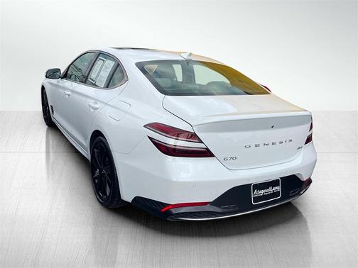 2023 Genesis G70 2.0T AWD