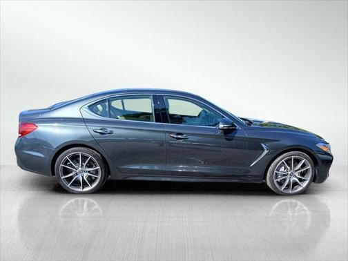 2019 Genesis G70 3.3T Design