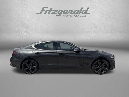 Makalu Gray 2023 Genesis G70 2.0T AWD