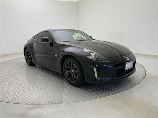 Photo 1 of 21 of 2018 Nissan 370Z Touring