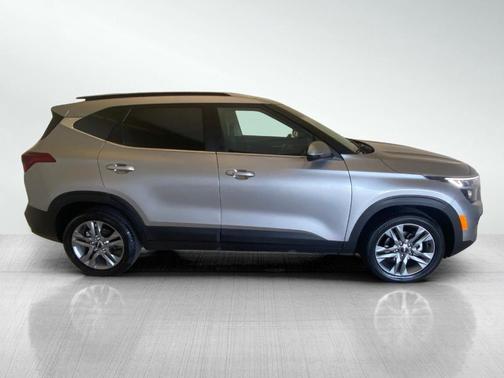 2022 Kia Seltos S