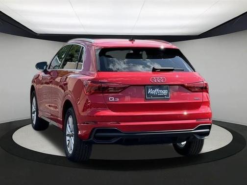 2025 Audi Q3 45 S line Premium