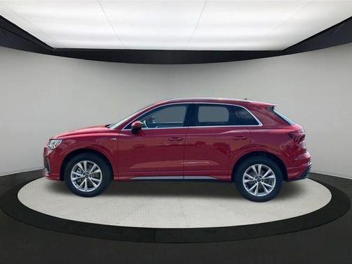 2025 Audi Q3 45 S line Premium