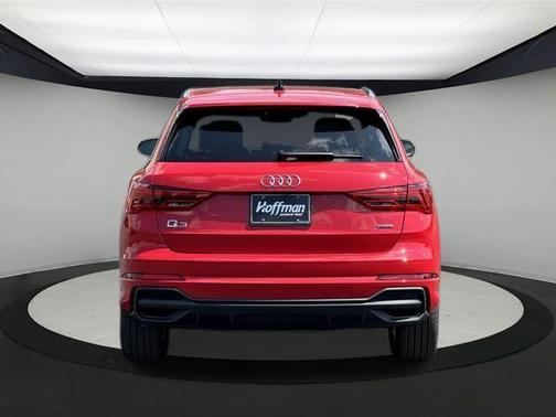 2025 Audi Q3 45 S line Premium