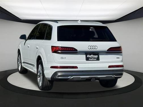 2020 Audi Q7 55 Premium Plus