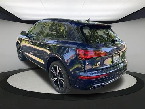 2025 Audi Q5 45 S line quattro Premium