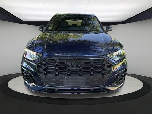 2025 Audi Q5 45 S line quattro Premium