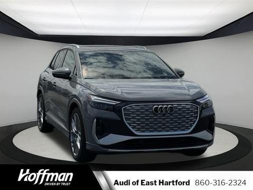 2025 Audi Q4 e-tron 55 quattro Premium