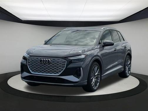 2025 Audi Q4 e-tron 55 quattro Premium