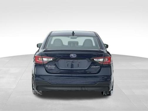 2023 Subaru Legacy 