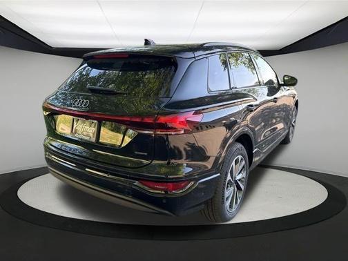 2025 Audi Q6 e-tron Premium