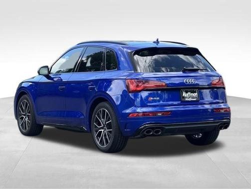 Ultra Blue Metallic 2024 Audi SQ5 3.0T Prestige
