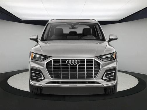 2022 Audi Q5 40 Premium Plus