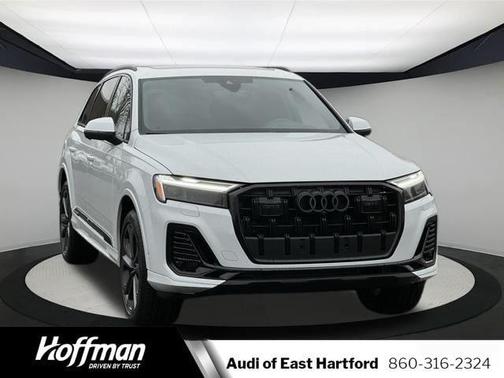 2025 Audi Q7 55 Premium Plus