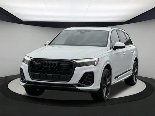2025 Audi Q7 55 Premium Plus