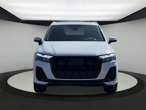 2025 Audi Q7 55 Prestige