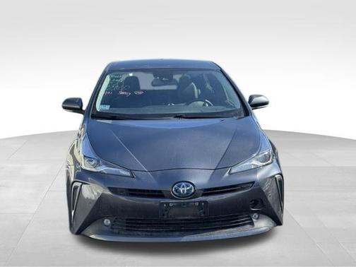 2021 Toyota Prius XLE