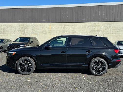 2026 Audi Q7 PLUS