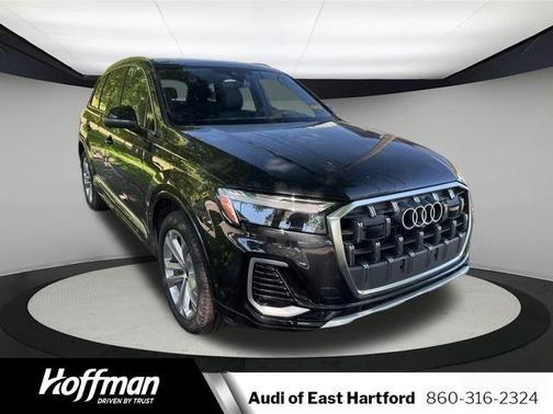 2025 Audi Q7 45 Premium Plus