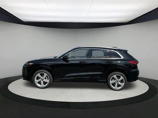 2025 Audi Q5 2.0T quattro Premium