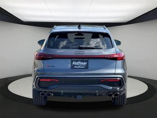 2025 Audi SQ5 3.0T quattro Premium