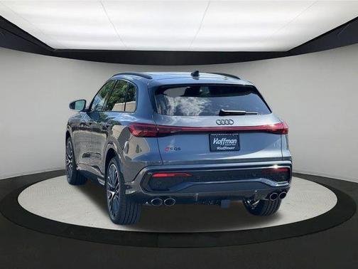2025 Audi SQ5 3.0T quattro Premium