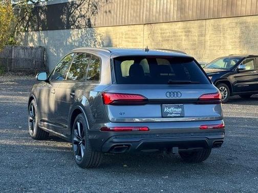 2026 Audi Q7 55 Premium Plus