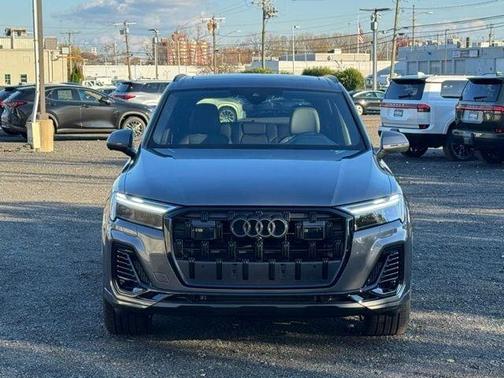 2026 Audi Q7 55 Premium Plus