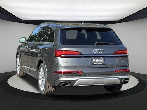 2026 Audi Q7 PLUS