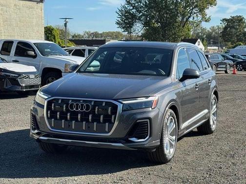 2026 Audi Q7 PLUS