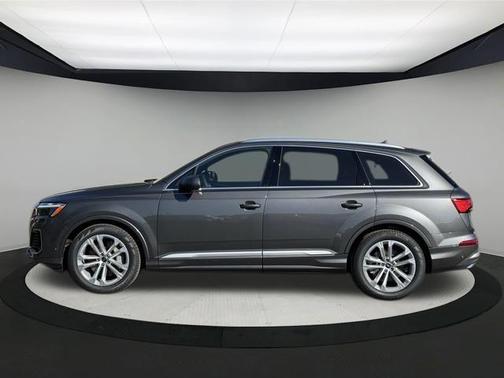 2026 Audi Q7 PLUS