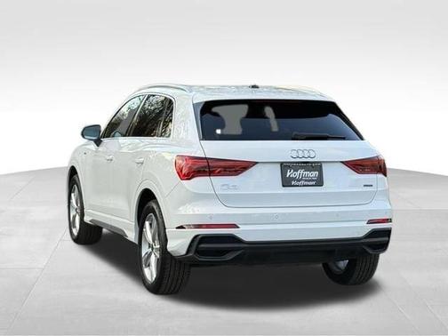 2025 Audi Q3 45 S line Premium