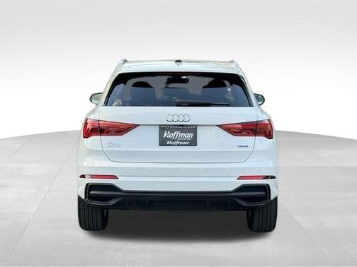 2025 Audi Q3 45 S line Premium