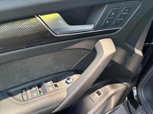 2025 Audi SQ5 3.0T Premium Plus