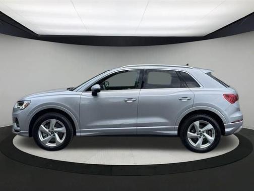 2022 Audi Q3 40 Premium