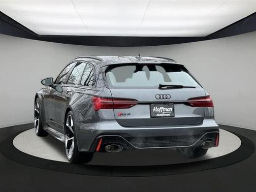 2025 Audi RS 6 Avant 4.0T quattro performance