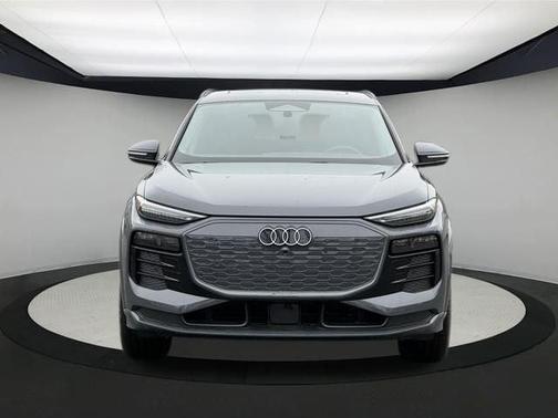 2025 Audi Q6 e-tron Premium