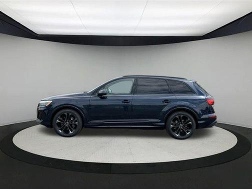 2025 Audi Q7 55 Prestige