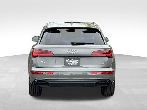 2025 Audi Q5 45 S line quattro Premium