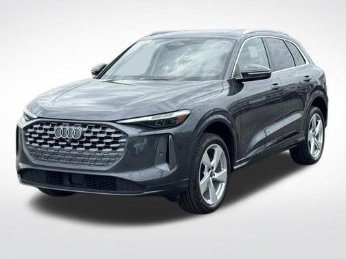 Tambora Gray Metallic 2025 Audi Q5 2.0T quattro Premium
