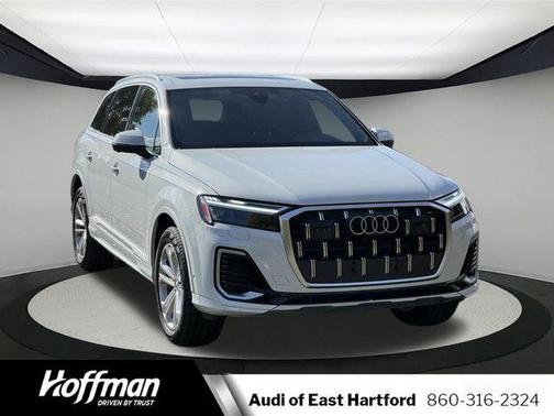 2025 Audi Q7 55 Premium Plus