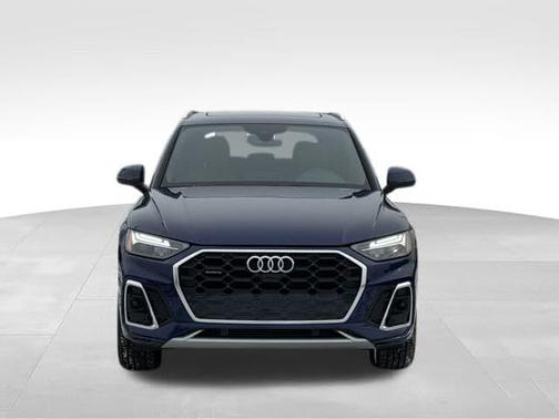 2023 Audi Q5 45 S line quattro Premium