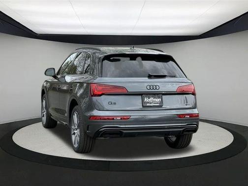 2025 Audi Q5 45 S line quattro Premium