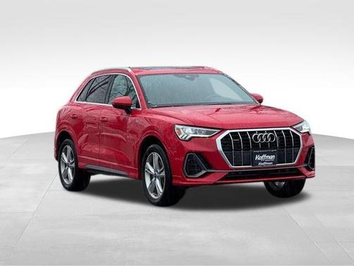 2023 Audi Q3 45 S line Premium