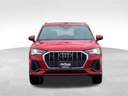 2023 Audi Q3 45 S line Premium