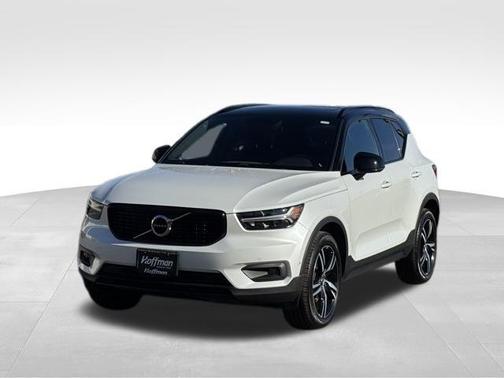 2019 Volvo XC40 T5 R-Design