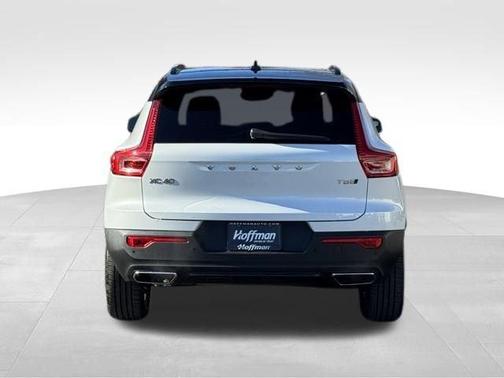 2019 Volvo XC40 T5 R-Design