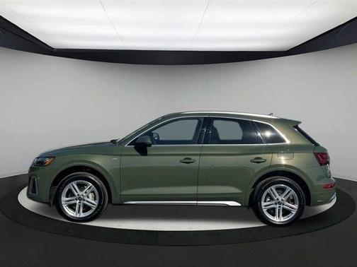 2022 Audi Q5 e 55 S line quattro Premium