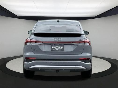 2025 Audi Q4 e-tron 55 quattro Premium