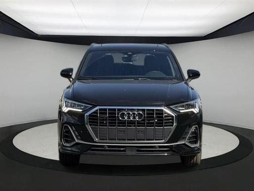 2025 Audi Q3 45 S line Premium